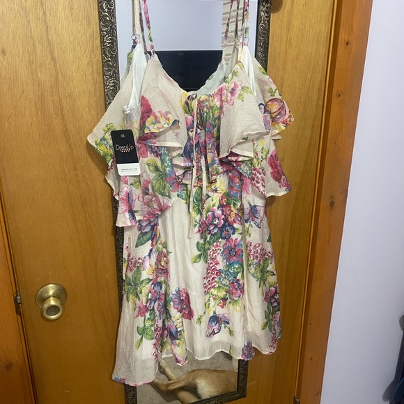 Floral Flowy Dress - Picture 1 of 3